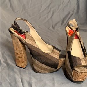 Size 5 1/2 wedges